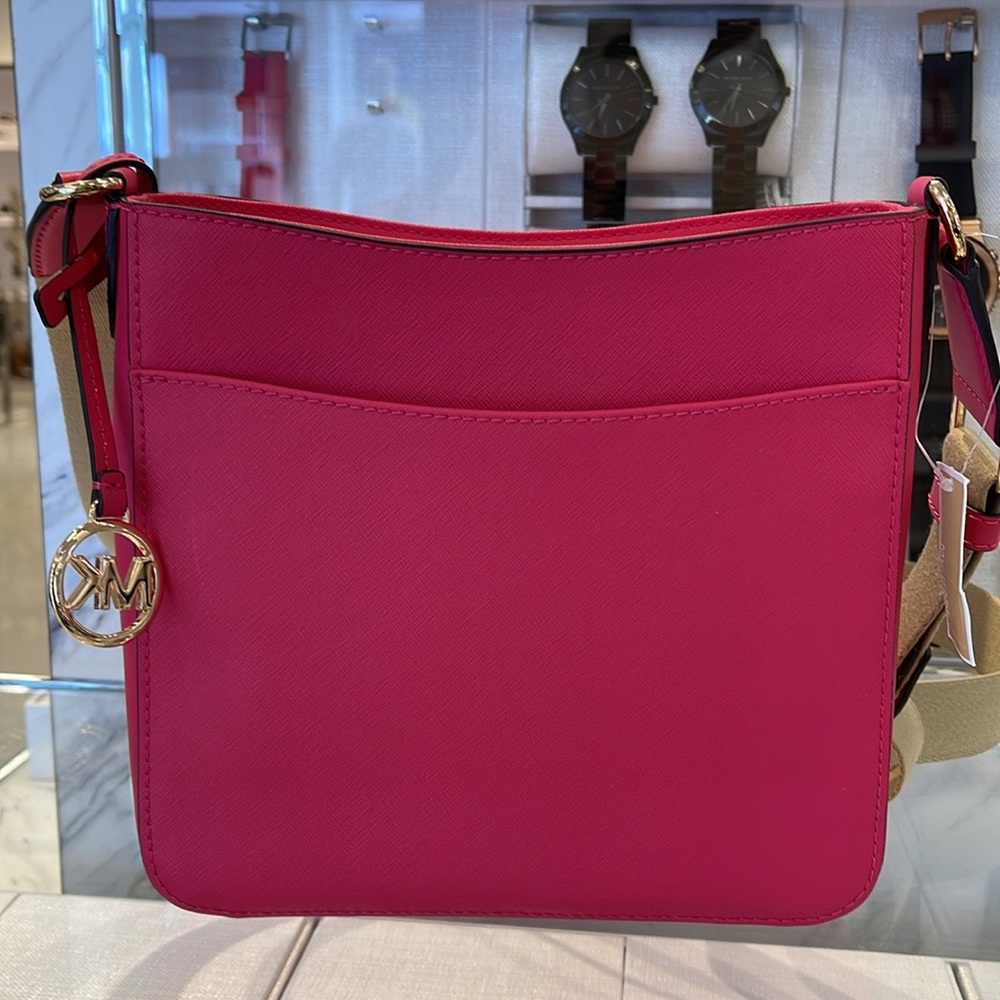 Michael Kors Jet Set Travel Small Messenger Crossbody Bag
Electric Pink 
NWT - Picture 12 of 16